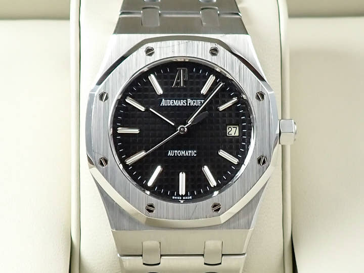 オーデマピゲ ロイヤルオーク Ref.15300ST.OO.1220ST.03 ステンレススチール ブラック文字盤