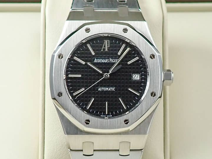 オーデマピゲ ロイヤルオーク Ref.15300ST.OO.1220ST.03 ステンレススチール ブラック文字盤