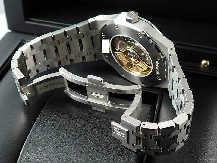 オーデマピゲ ロイヤルオーク Ref.15400ST.OO.1220ST.01 ステンレススチール ブラック文字盤