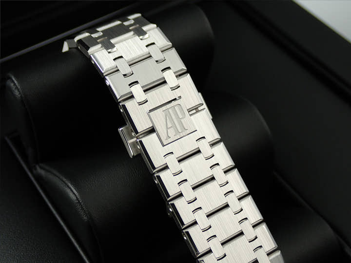 Audemars Piguet Royal Oak Chronograph <Warranty, Box, etc.>