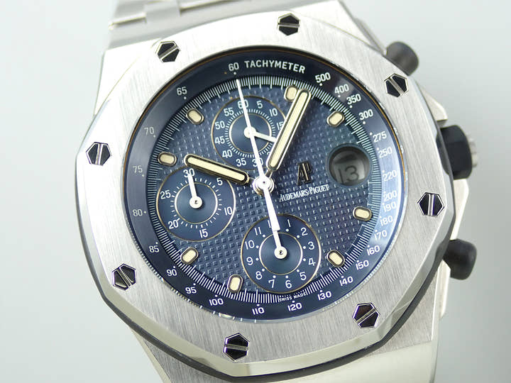 オーデマピゲ ロイヤルオーク オフショア クロノグラフ Ref.25721ST.OO.1000ST.01 ステンレススチール ブルー文字盤