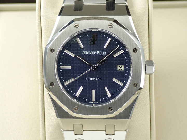 オーデマピゲ ロイヤルオーク Ref.15300ST.OO.1220ST.02 ステンレススチール ブルー文字盤