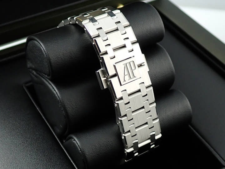 オーデマピゲ ロイヤルオーク Ref.15550ST.OO.1356ST.07 ステンレススチール グレー文字盤