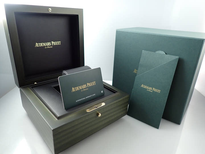 オーデマピゲ ロイヤルオーク Ref.15550ST.OO.1356ST.07 ステンレススチール グレー文字盤