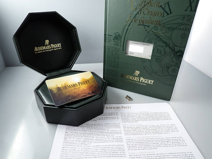 オーデマピゲ ロイヤルオーク Ref.14790SA/O/0789SA/01 ステンレススチール/イエローゴールド グレー文字盤