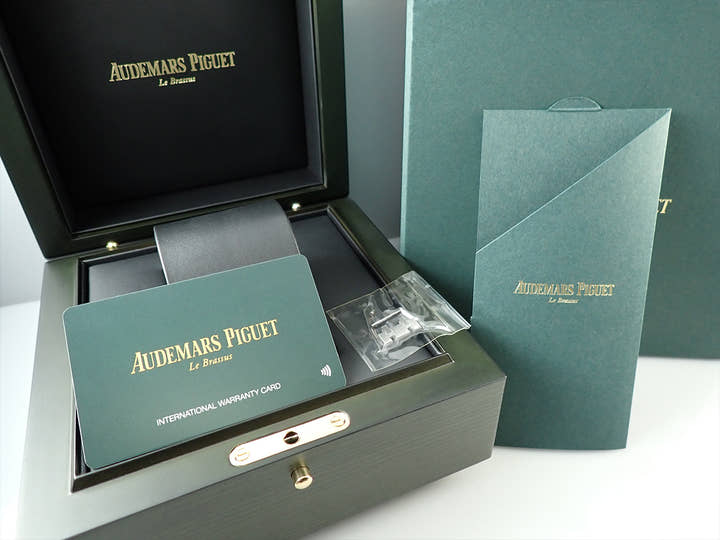 オーデマピゲ ロイヤルオーク Ref.15551ST.ZZ.1356ST.06 ステンレススチール グレー文字盤