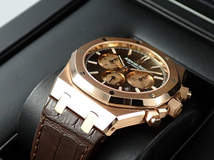 オーデマピゲ ロイヤルオーク クロノグラフ Ref.26331OR.OO.D821CR.01 ピンクゴールド ブラウン文字盤