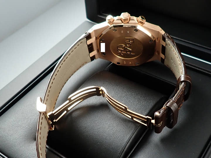 オーデマピゲ ロイヤルオーク クロノグラフ Ref.26331OR.OO.D821CR.01 ピンクゴールド ブラウン文字盤