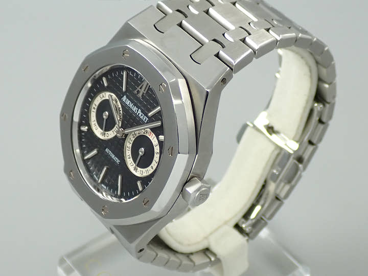 オーデマピゲ ロイヤルオーク デイデイト Ref.26330ST.OO.1220ST.01 ステンレススチール ブラック文字盤