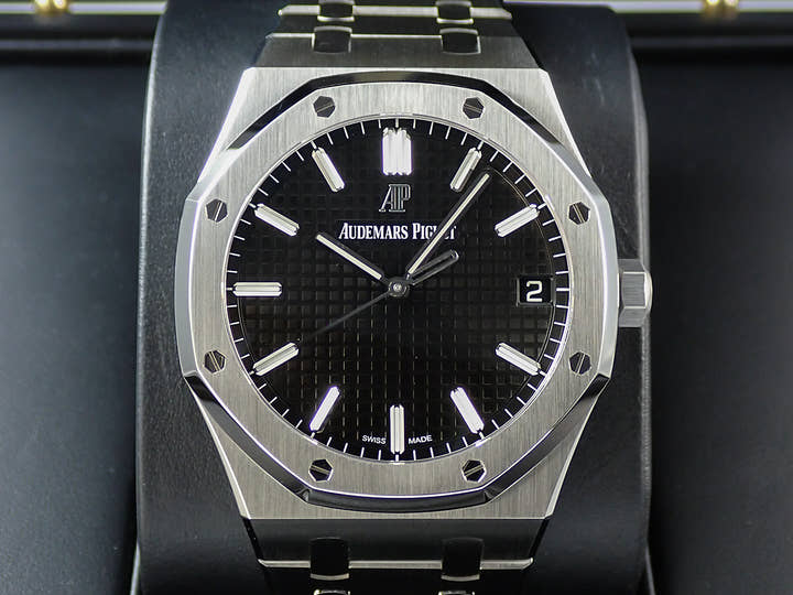 オーデマピゲ ロイヤルオーク Ref.15500ST.OO.1220ST.03 ステンレススチール ブラック文字盤