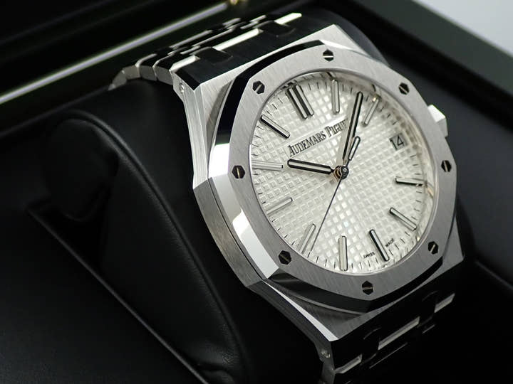 オーデマピゲ ロイヤルオーク Ref.15510ST.OO.1320ST.08 ステンレススチール シルバー文字盤