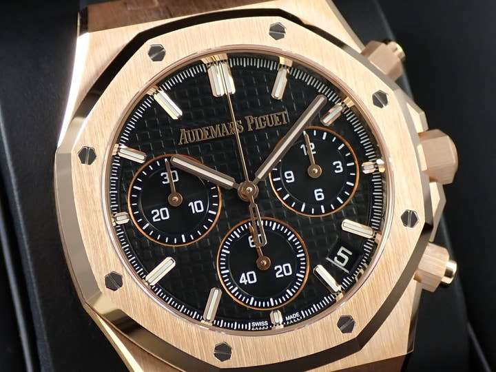 オーデマピゲ ロイヤルオーク クロノグラフ 50周年記念 Ref.26240OR.OO.D002CR.01 ピンクゴールド ブラック文字盤