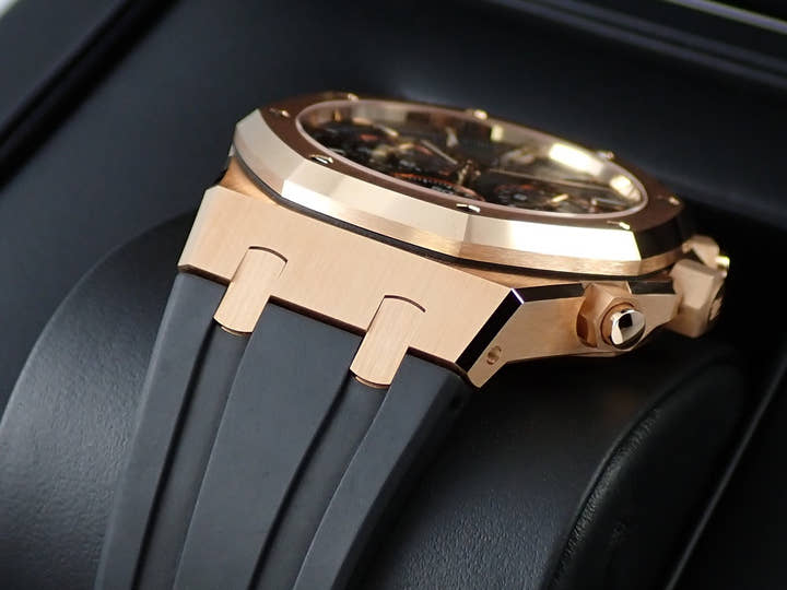 オーデマピゲ ロイヤルオーク クロノグラフ 50周年記念 Ref.26240OR.OO.D002CR.01 ピンクゴールド ブラック文字盤