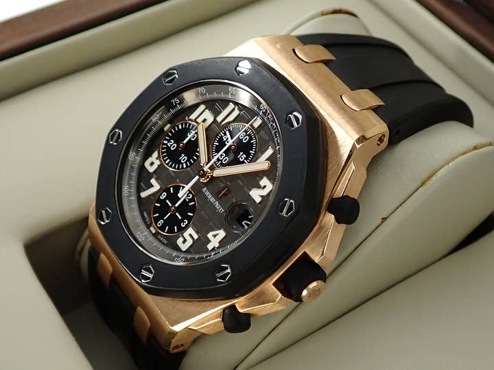 Audemars Piguet Royal Oak Offshore Chronograph <Warranty, Box, etc.>