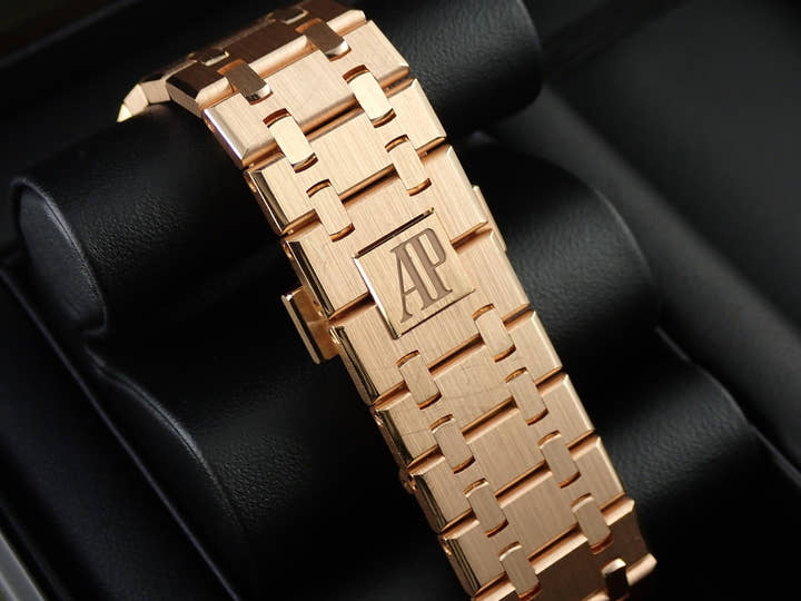 オーデマピゲ ロイヤルオーク Ref.15510OR.OO.1320OR.03 ピンクゴールド ナイトブルー文字盤