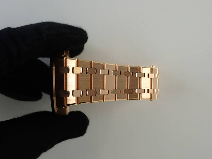 オーデマピゲ ロイヤルオーク Ref.15510OR.OO.1320OR.03 ピンクゴールド ナイトブルー文字盤