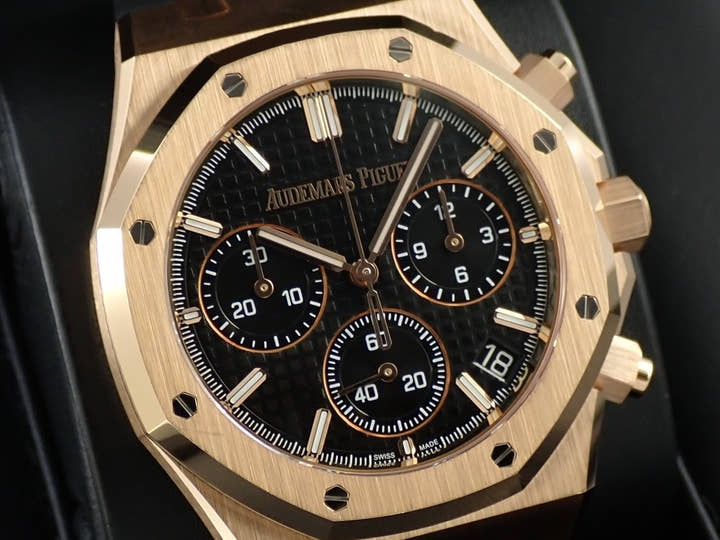 オーデマピゲ ロイヤルオーク クロノグラフ 50周年記念 Ref.26240OR.OO.D002CR.01 ピンクゴールド ブラック文字盤
