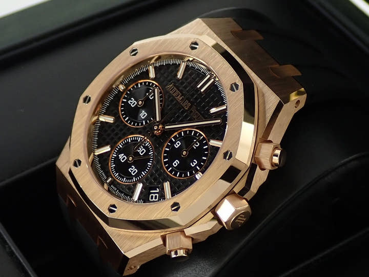 オーデマピゲ ロイヤルオーク クロノグラフ 50周年記念 Ref.26240OR.OO.D002CR.01 ピンクゴールド ブラック文字盤