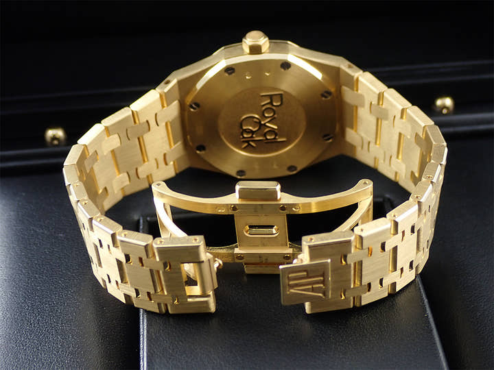 オーデマピゲ ロイヤルオーク クォーツ Ref.67651BA.ZZ.1261BA.02 イエローゴールド ブルー文字盤