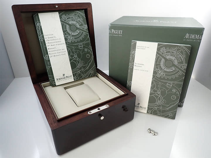 オーデマピゲ ロイヤルオーク Ref.15300ST.OO.1220ST.03 ステンレススチール ブラック文字盤