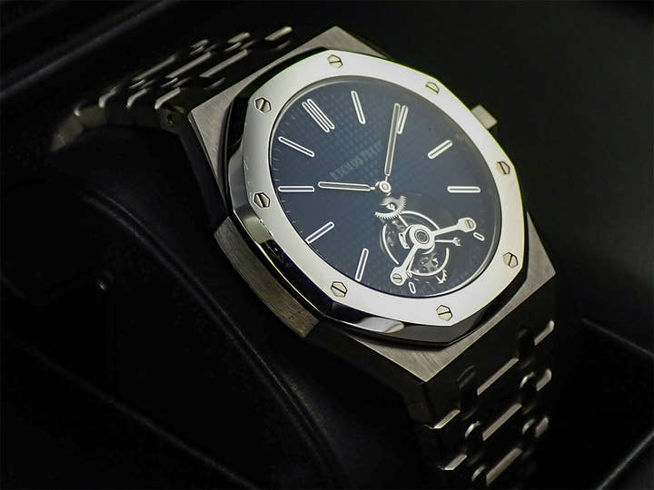 オーデマピゲ ロイヤルオーク トゥールビヨン エクストラ シン Ref.26510IP.OO.1220IP.01 チタン スモークブルーダイヤル文字盤