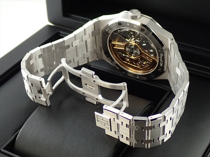 オーデマピゲ ロイヤルオーク Ref.15503BC.OO.1220BC.01 ホワイトゴールド ブルー文字盤