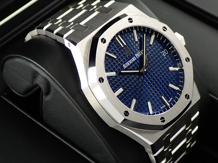 オーデマピゲ ロイヤルオーク Ref.15503BC.OO.1220BC.01 ホワイトゴールド ブルー文字盤