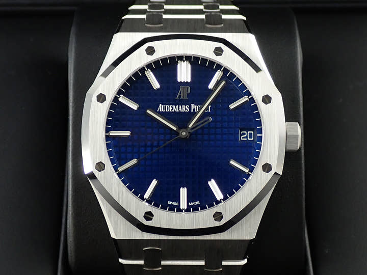 オーデマピゲ ロイヤルオーク Ref.15503BC.OO.1220BC.01 ホワイトゴールド ブルー文字盤