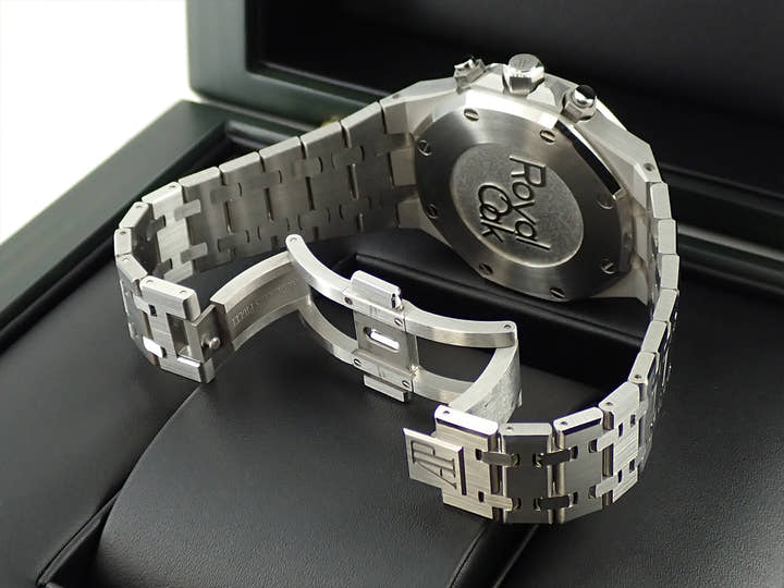 オーデマピゲ ロイヤルオーク クロノグラフ Ref.26715ST.OO.1356ST.02 ステンレススチール グレー文字盤