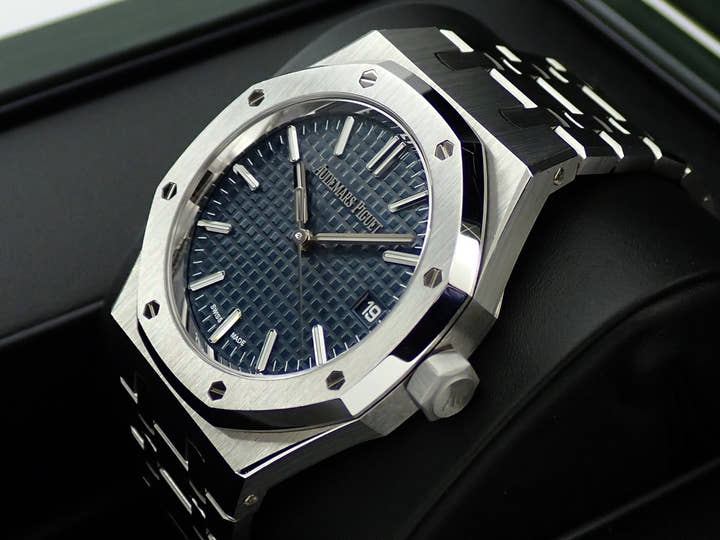 オーデマピゲ ロイヤルオーク 50周年記念 Ref.15550ST.OO.1356ST.02 ステンレススチール ブルー文字盤