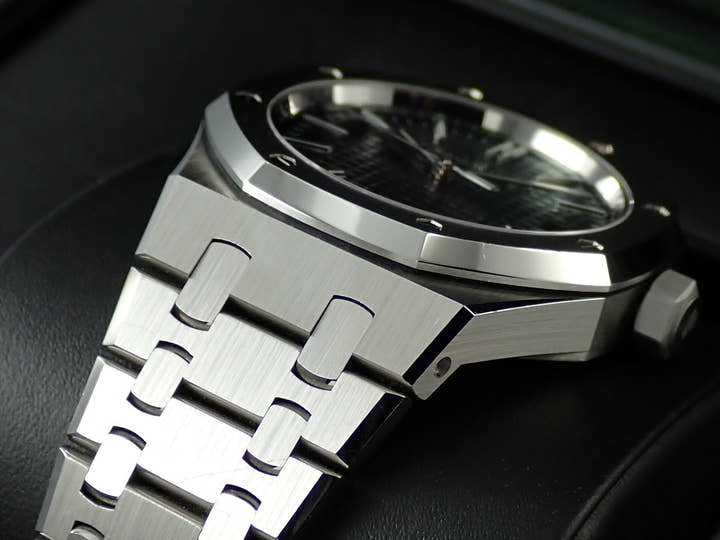 オーデマピゲ ロイヤルオーク 50周年記念 Ref.15550ST.OO.1356ST.02 ステンレススチール ブルー文字盤