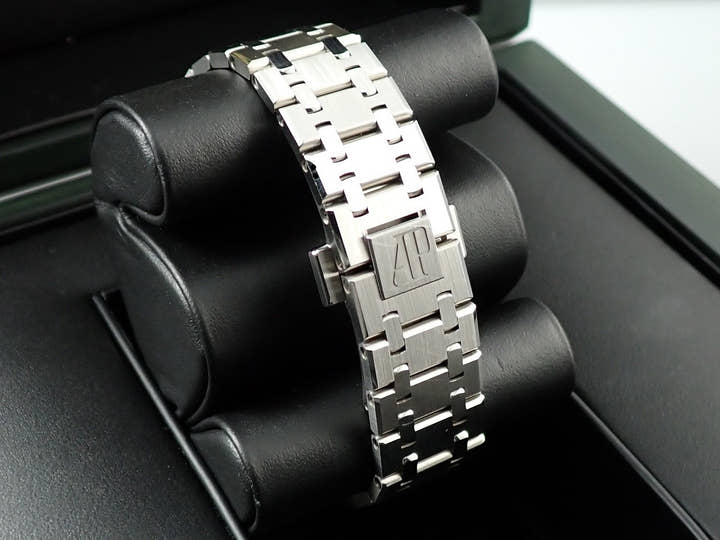 オーデマピゲ ロイヤルオーク 50周年記念 Ref.15550ST.OO.1356ST.02 ステンレススチール ブルー文字盤