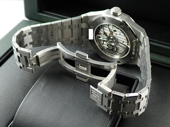 オーデマピゲ ロイヤルオーク 50周年記念 Ref.15550ST.OO.1356ST.02 ステンレススチール ブルー文字盤