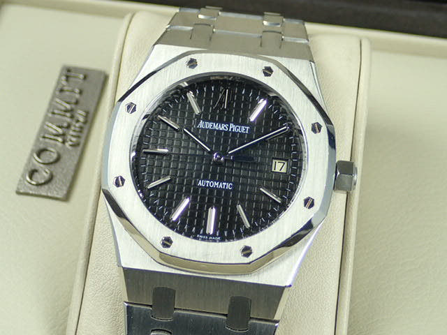 オーデマピゲ ロイヤルオーク Ref.15300ST.OO.1220ST.03 ブラック文字盤 中古 royal-oak-82