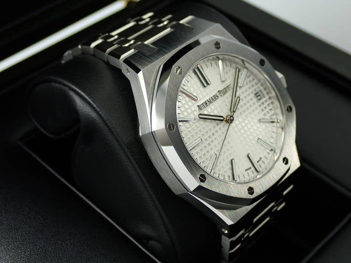 オーデマピゲ ロイヤルオーク Ref.15510ST.OO.1320ST.08 ステンレススチール シルバー文字盤