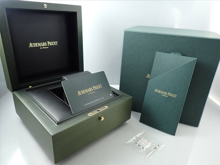 オーデマピゲ ロイヤルオーク Ref.15510BC.OO.1320BC.02 ホワイトゴールド スモークブルー文字盤