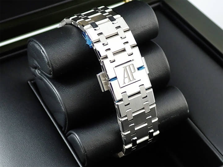 オーデマピゲ ロイヤルオーク Ref.15550ST.OO.1356ST.06 ステンレススチール ナイトブルー文字盤