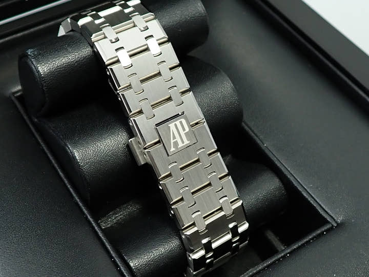 オーデマピゲ ロイヤルオーク クロノグラフ Ref.26331ST.OO.1220ST.01 ステンレススチール ブルー文字盤