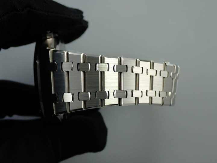 オーデマピゲ ロイヤルオーク クロノグラフ Ref.26331ST.OO.1220ST.01 ステンレススチール ブルー文字盤
