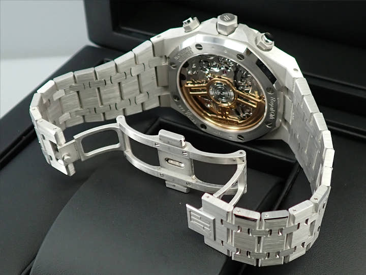 オーデマピゲ ロイヤルオーク クロノグラフ Ref.26239BC.OO.1220BC.01 ホワイトゴールド ブルー文字盤