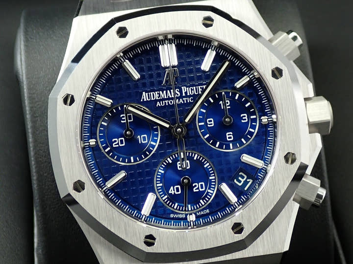 オーデマピゲ ロイヤルオーク クロノグラフ Ref.26239BC.OO.1220BC.01 ホワイトゴールド ブルー文字盤