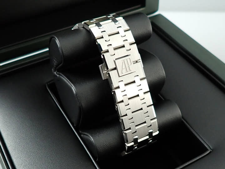 オーデマピゲ ロイヤルオーク クロノグラフ Ref.26240ST.OO.1320ST.07 ステンレススチール シルバー文字盤