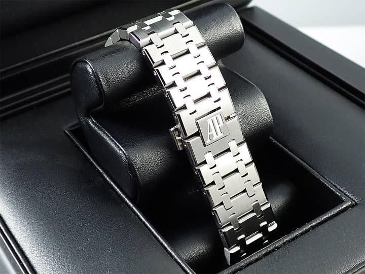 オーデマピゲ ロイヤルオーク クロノグラフ Ref.26331ST.OO.1220ST.03 ステンレススチール シルバー文字盤