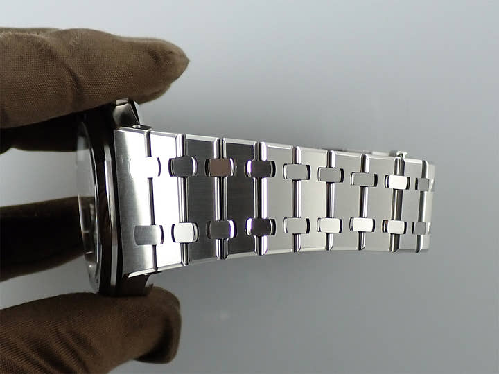 オーデマピゲ ロイヤルオーク クロノグラフ Ref.26331ST.OO.1220ST.03 ステンレススチール シルバー文字盤