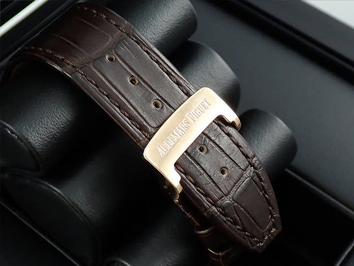 オーデマピゲ ロイヤルオーク クロノグラフ Ref.26239OR.OO.D821CR.01 ピンクゴールド ブラウン文字盤