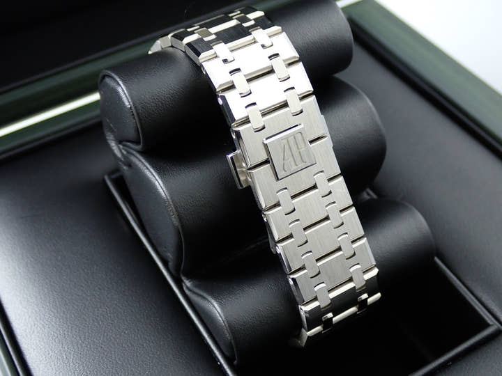 オーデマピゲ ロイヤルオーク クロノグラフ 50周年記念 Ref.26240ST.OO.1320ST.02 ステンレススチール ブラック文字盤