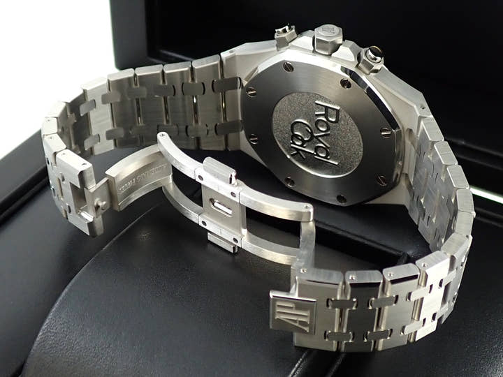 オーデマピゲ ロイヤルオーク クロノグラフ Ref.26331ST.OO.1220ST.03 ステンレススチール シルバー文字盤