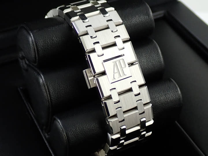 オーデマピゲ ロイヤルオーク クロノグラフ Ref.26331ST.OO.1220ST.01 ステンレススチール ブルー文字盤