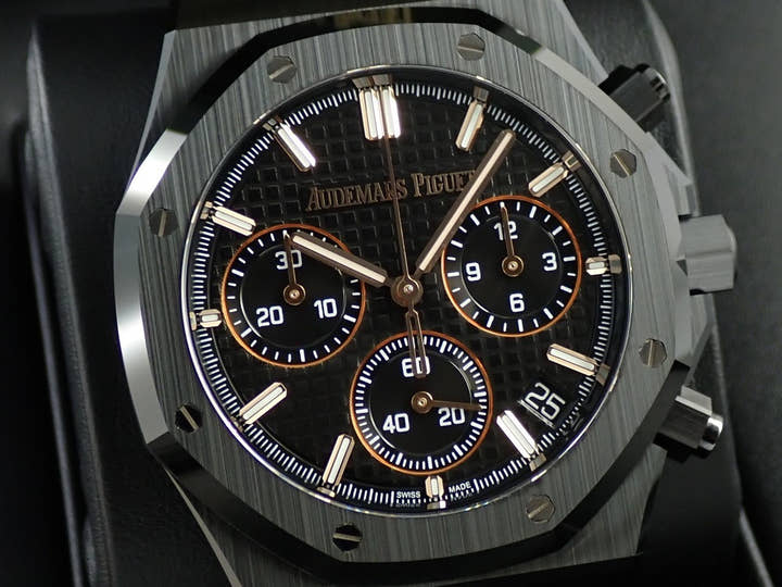 オーデマピゲ ロイヤルオーク クロノグラフ Ref.26240CE.OO.1225CE.02 ブラックセラミック ブラック文字盤