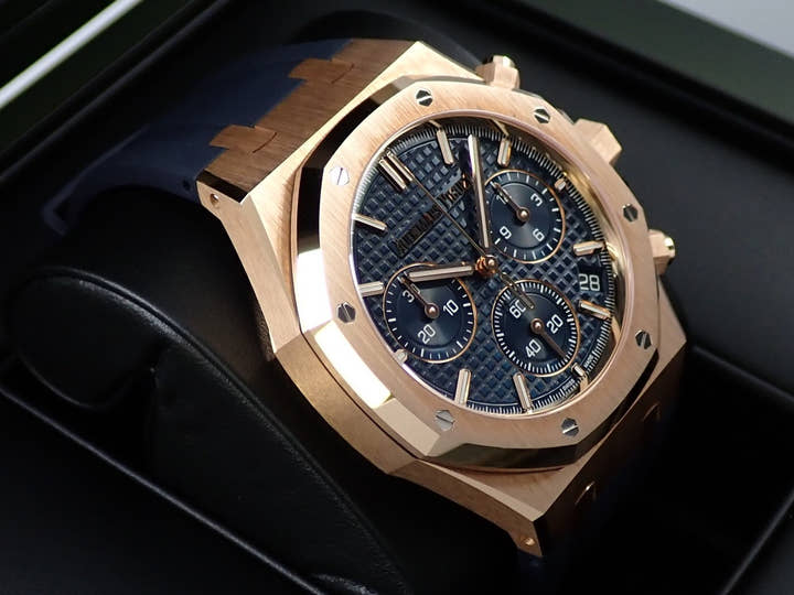 オーデマピゲ ロイヤルオーク クロノグラフ 50周年記念 Ref.26240OR.OO.D315CR.01 ピンクゴールド ナイトブルー文字盤